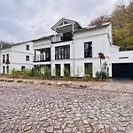 Ferienwohnung Meereslauschen In Der Villa Beatrice